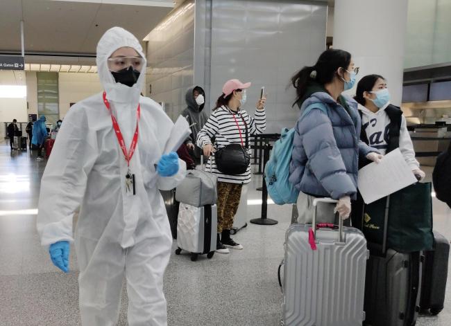 Над 70 000 китайци са се завърнали в родината от началото на пандемията